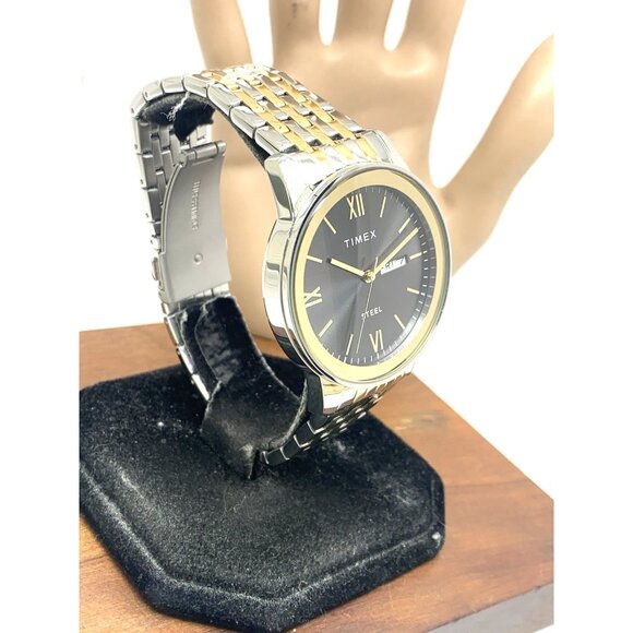 Timex Men's Watch TW2T50500 Quartz Gray Dial Two Tone Stainless Steel 41mm - Picture 13 of 13